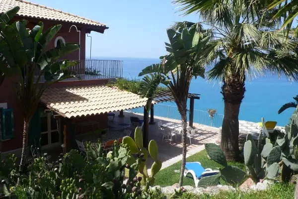 Ferienhaus Villa Gioia direkt am Meer nahe Tropea