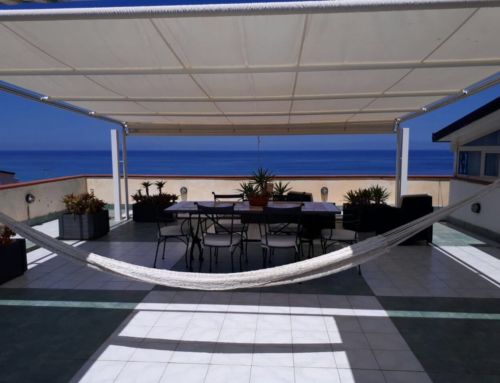 Tropea Penthouse – Charmante Ferienwohnung mit fantastischer Meerblick-Terrasse