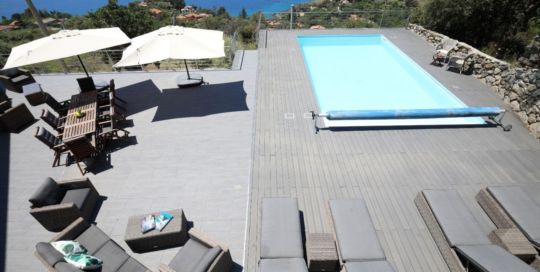 poolbereich villa donna