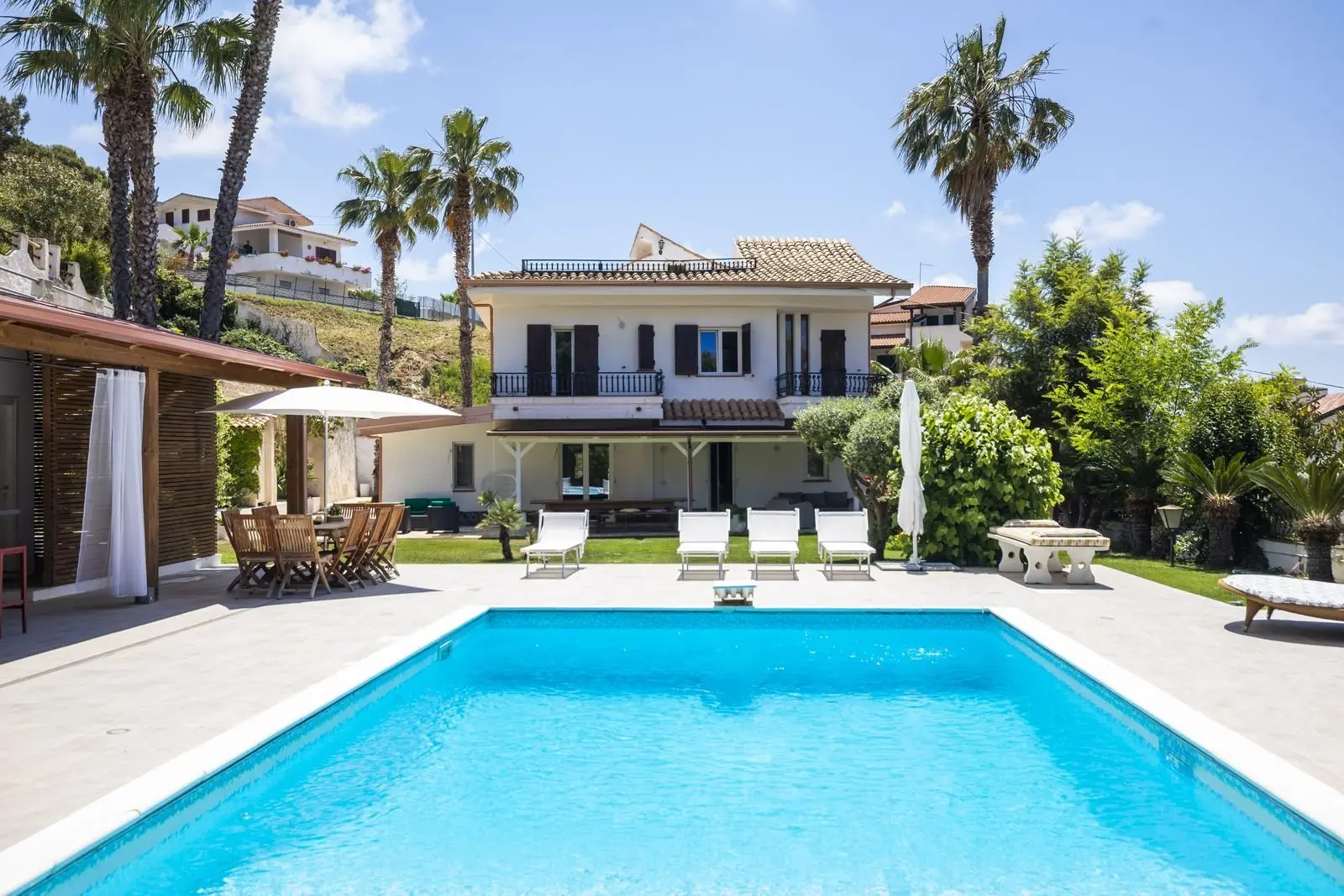 Villa Anna Ferienhaus am Capo Vaticano mit privatem Pool und Sonnenterrasse